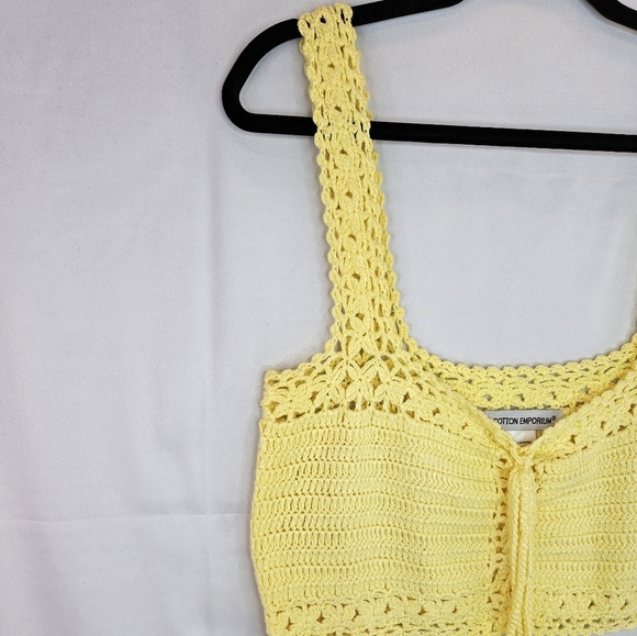Cotton Emporium Womens Yellow Knit Cropped Top Sz XL Lace up Front Boho Beachy - Picture 4 of 10